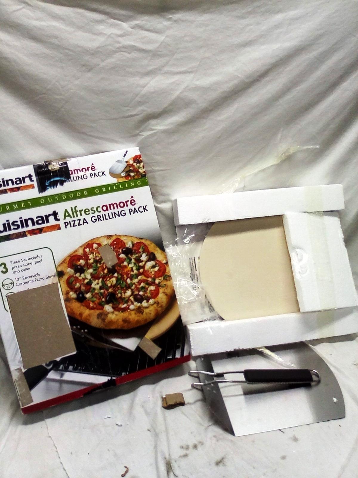 Cuisinart Alfrescamore Pizza Grilling Pack includes stone peel and cutter