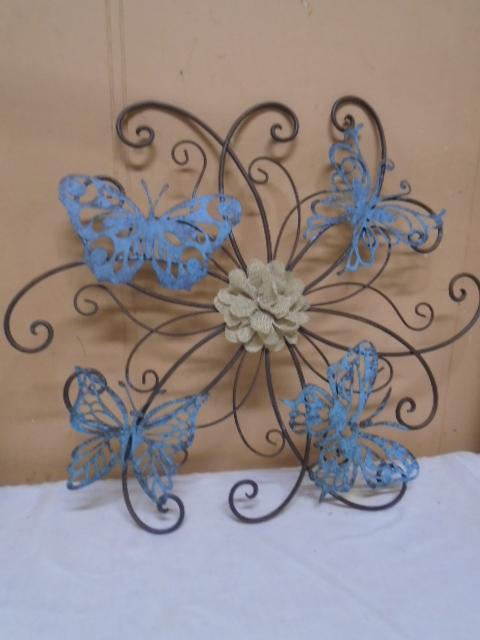 Metal Art Wall Décor w/ Butterflies