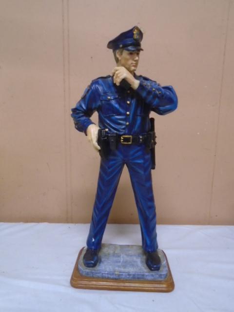 Vanmark Blue Hats of Bravery "Unstoppable" Policeman Statue