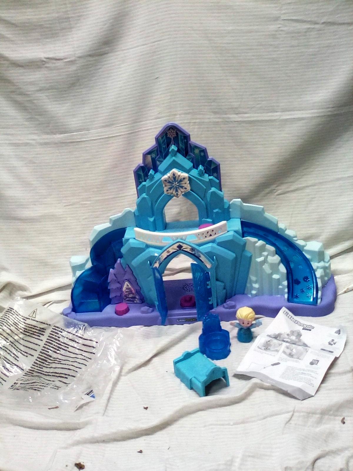 Little People "Frozen" Castle W/Doll And House Accessories