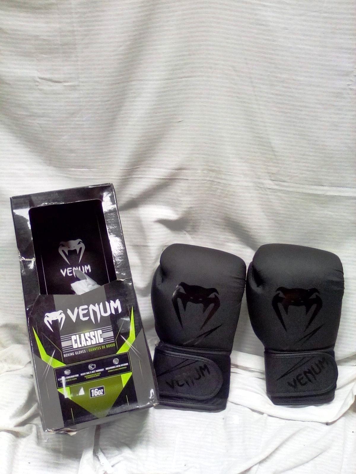 Venum Classic 16 Ox Bosing Gloves