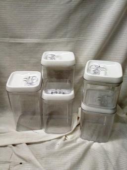 Set of 5  Rubber Seal Lid Cannisters by Flip Tite