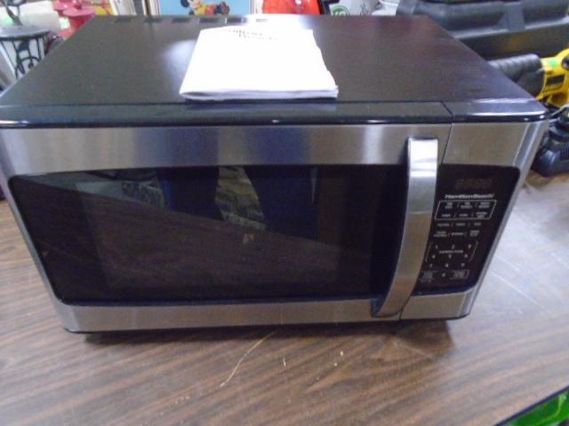 Hamilton Beach Stainless Steel Front Microwave