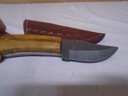 Custom Handmade Damascus Blade Knife w/ Hand Tooled Leather Shaeve