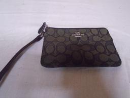 Ladies Coach Wristlet