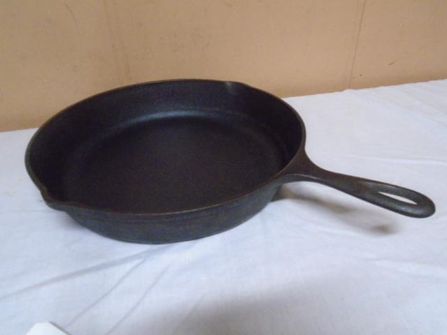 Lodge 12 Inch Round Cast Iron Skillet