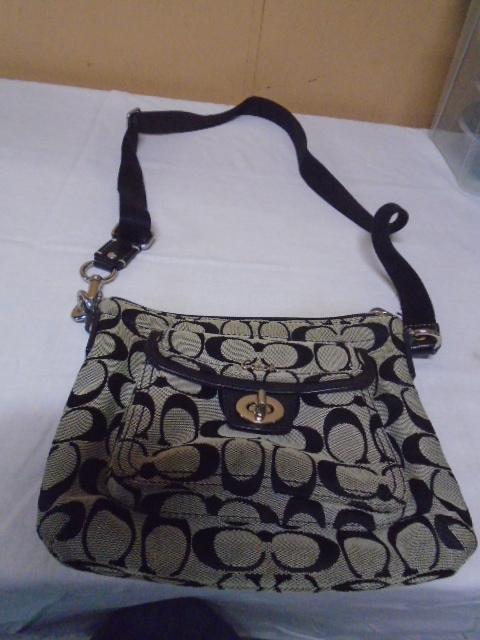 Ladies Coach Crossbody Purse