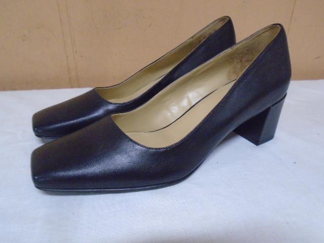 Brand New Pair of Ladies Naturalizer Shoes