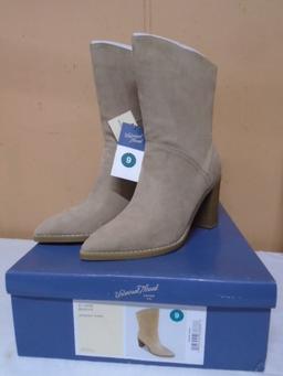 Brand New Pair of Universal Thread Ladies Elaine Boots