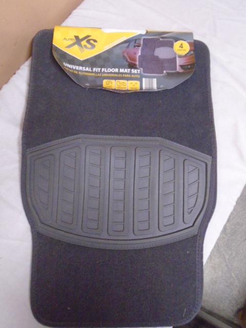 4pc Set of Auto XS Gray Carpeted Universal Floor Mats