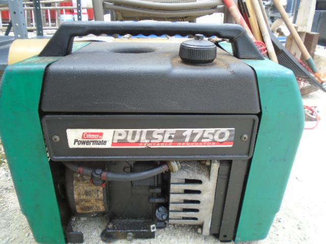 Coleman Power Purse 1750 Watt Portable Generator