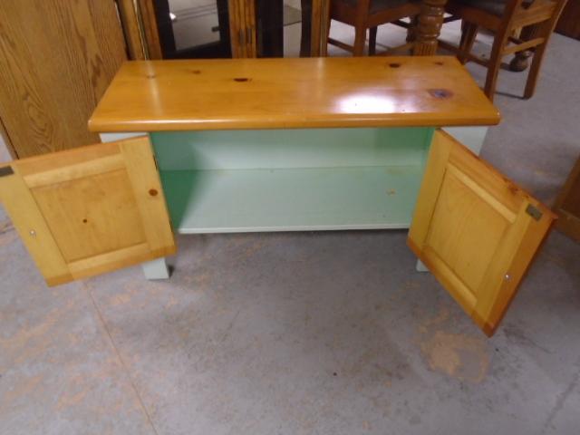 Beautiful Solid Wood Painted Storage Bench
