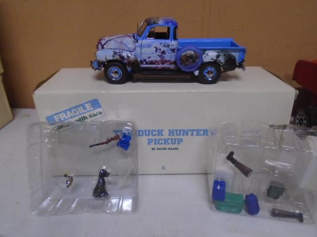 Danbury Mint Die Cast 1953 Chevrolet Duck Hunters Pick-Up w/ Accessories