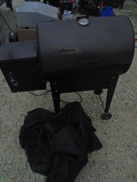 Small Traeger Wood Pellet Grill