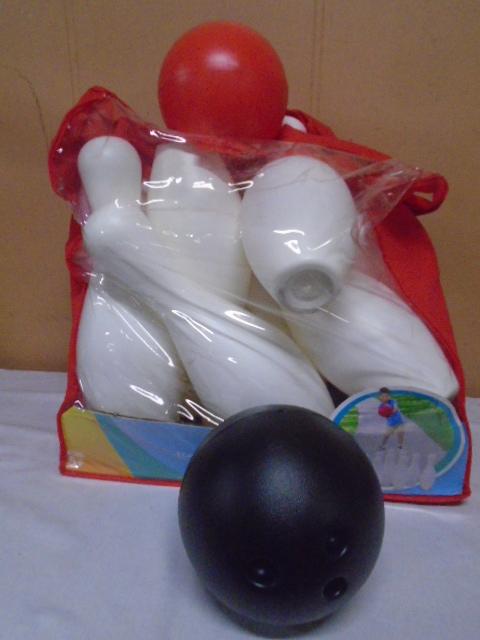 Child's Bowling Set w/2 Balls