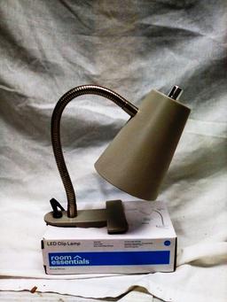 Room Essentials LED Desk Slip Lamp