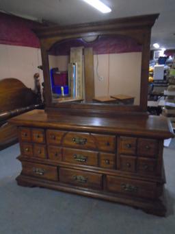 Thomasville 9 Drawer Solid Wood Dresser w/ Mirror