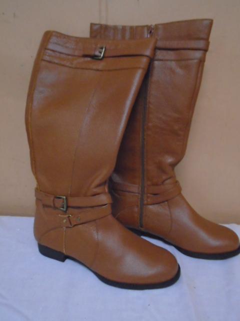 Brand New Pair of Ladies Comfort View Boots