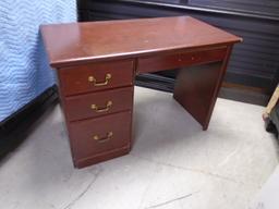 4 Drawer Knee Hole Desk