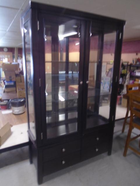 Beautiful Lighted 2 Pc. Beveled Glass Front Cabinet w/4 Drawers in Bottom