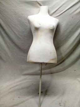 Dress Form Adjustable Height