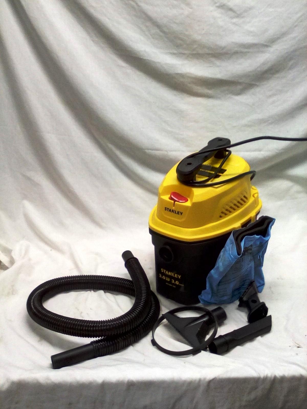 3 Gallon Stanley Wet/Dry Vac