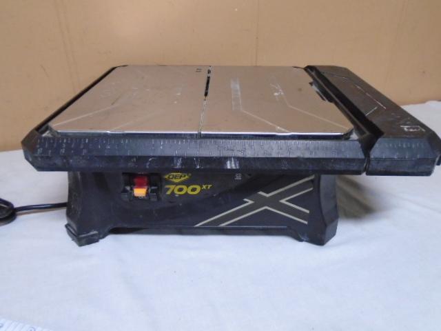 QEP 700 XT Electric Tile Saw