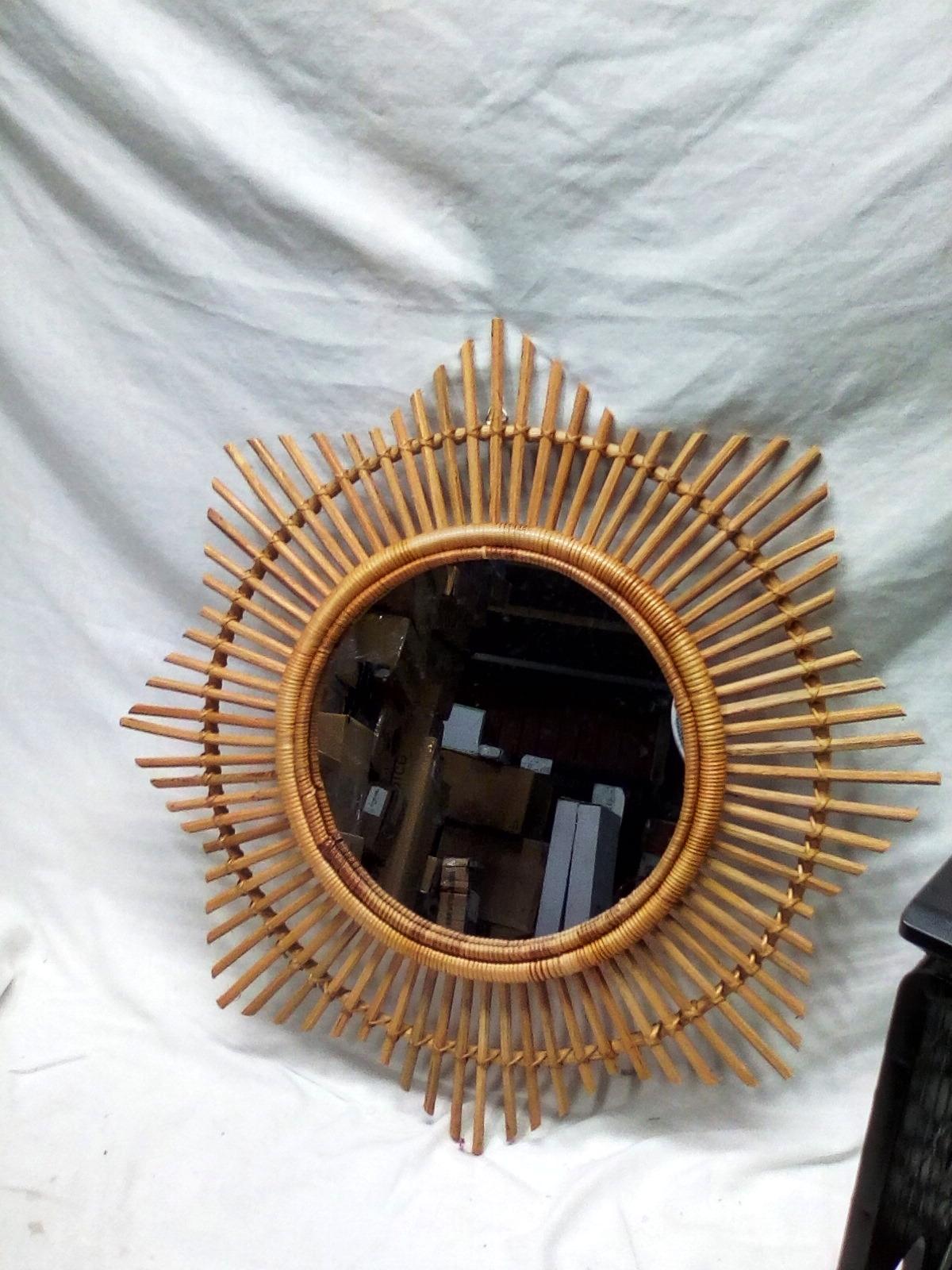 24" X 24"FRAMED 12" DIAMETER ROUND MIRROR