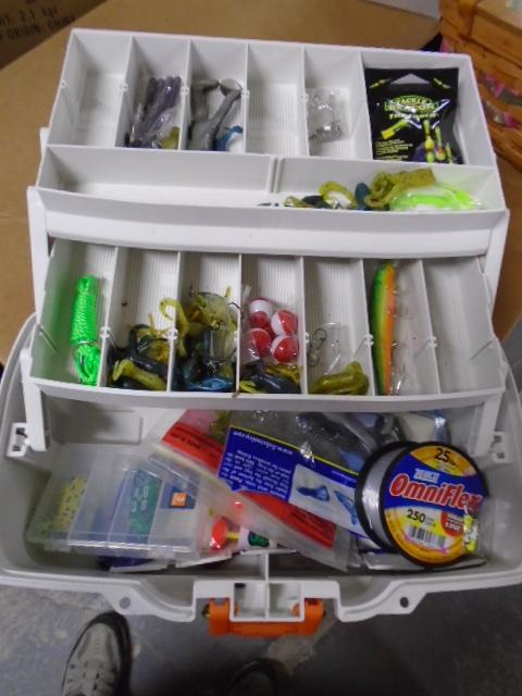 Plano Tackle Box w/Tackle