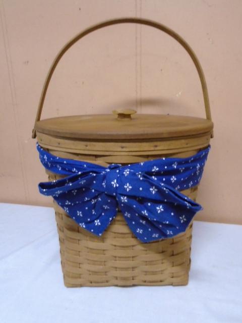 1988 Laarge Longaberger basket w/Protector and Lid