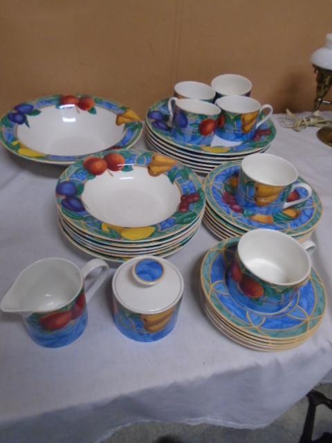 Casual Victoria Beale Forbidden Fruit Place Setting For 6 Dinnerware