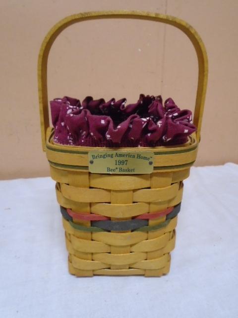 1992 Longaberger Bringing America Home Bee Basket w/Liner and Protector