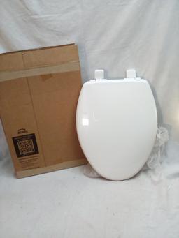 Bemis white plastic 18in oblong toilet seat