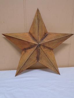 Metal Star Wall Décor