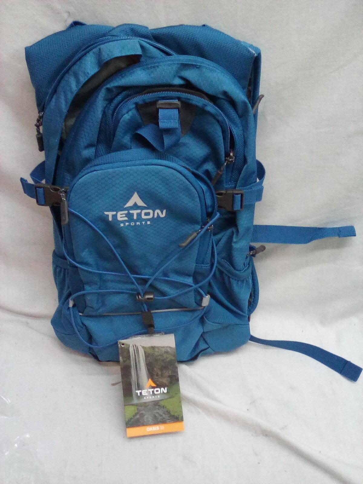 Teton Sports Oasis 18 Lightweight 2 Lb Back Pack