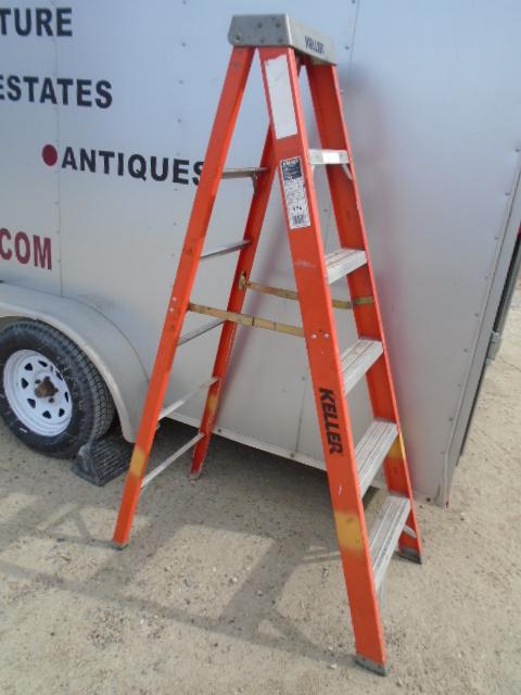 6ft Keller Heavy Duty Fiberglass Step Ladder