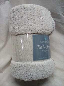 Comfort Bay Teddy Sherpa 50"x60" Throw Blanket- Grey/White