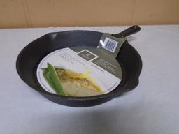 Brand New Gibson Addlesstone 10 1/4" Cast Iron Skillet