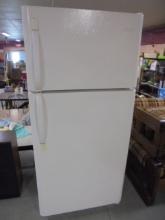 Fridgadaire Refrigerator Freezer