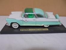 1:18 Scale Die Cast 1955 Ford Fairlane Crown Victoria