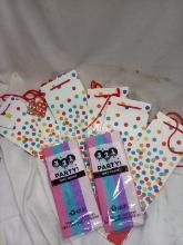 QTY 6 Polka dot bags, QTY 2 Gift tissue