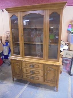 Beautiful Solid Wood 1pc Glass Front Hutch