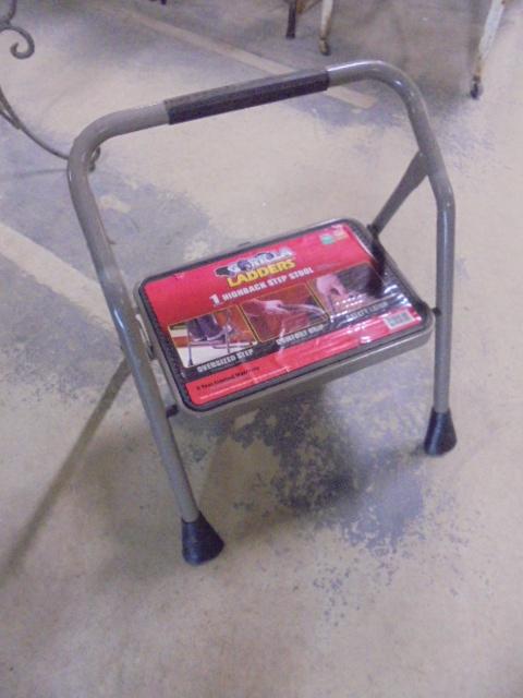 Gorilla Ladders 1 Step High Folding Step Stool