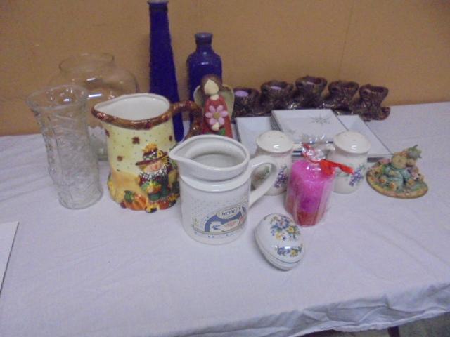 Large Group of Assorted Décor & Kitchen Items