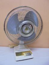 3 Speed/12in Oscillating Table Fan