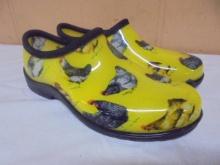 Brand New Pair of Ladies Groundworks Gardening Shoes w/ Chickens