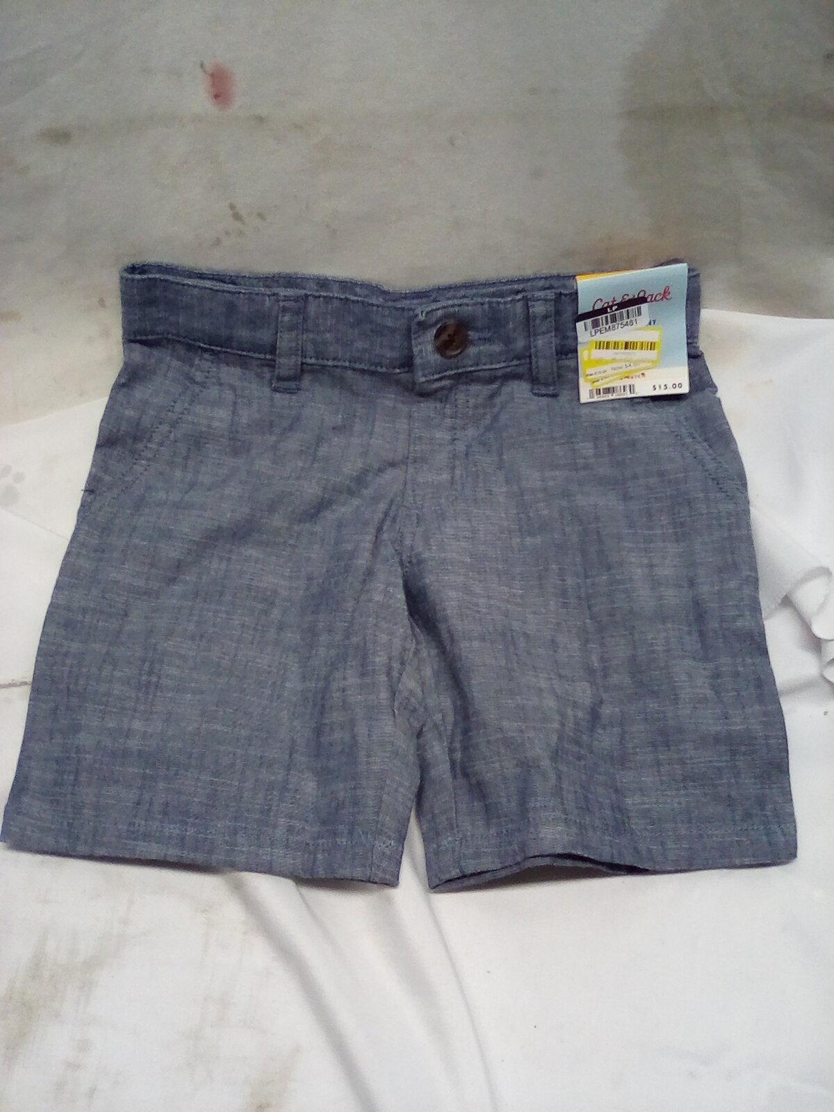 Cat & Jack Flat-Front Shorts. Size: 5