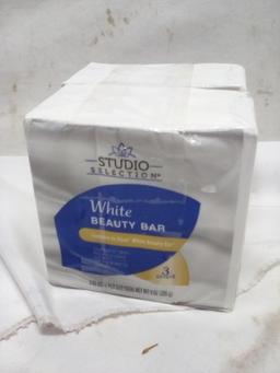 QTY 6 bars of white beauty soap