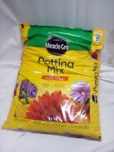 Miracle-Gro Potting Mix 1cubic ft MSRP $14.99