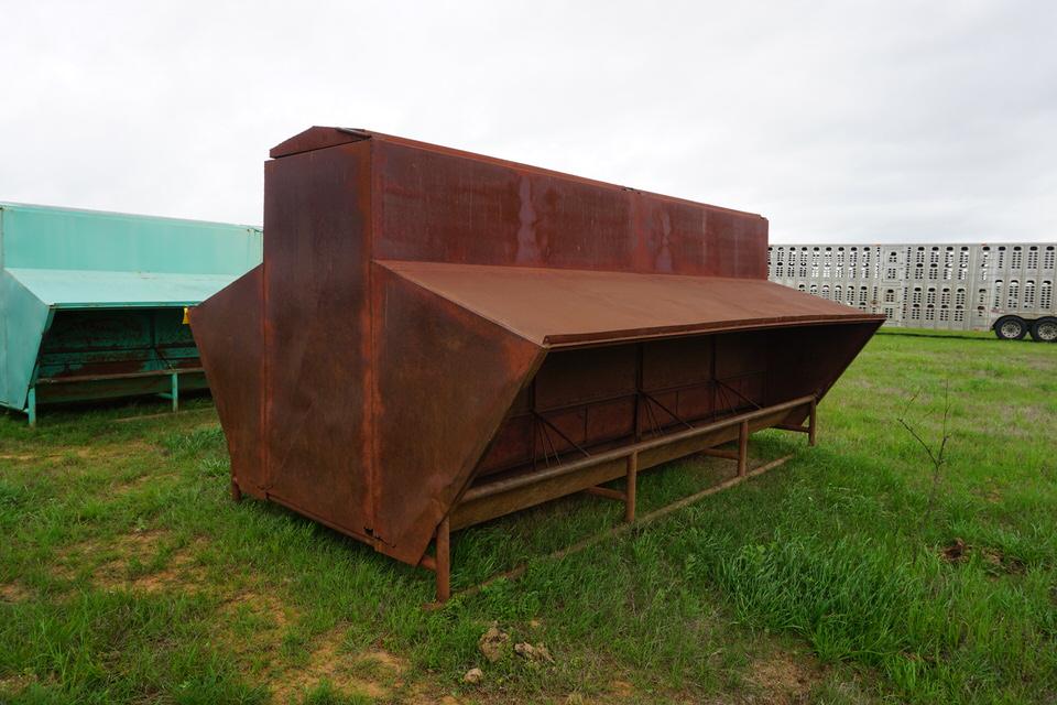 CATTLE FEEDING TROUGH